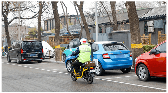 路测停车移动巡查车